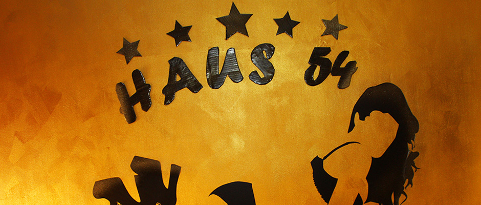 HAUS 54